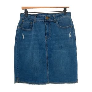 JW Mini Frayed Denim Skirt. Size 8.
